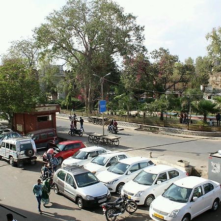 Hotel Payal Udaipur Bagian luar foto